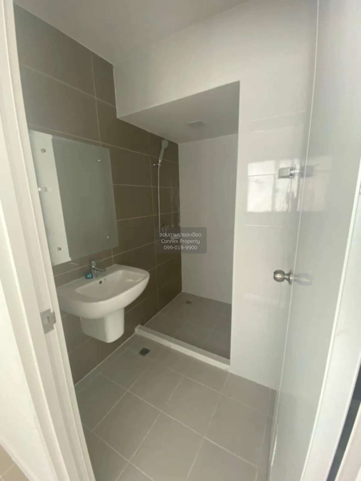 For Sale Townhouse/Townhome  , The Connect Suvarnabhumi 4 , Racha