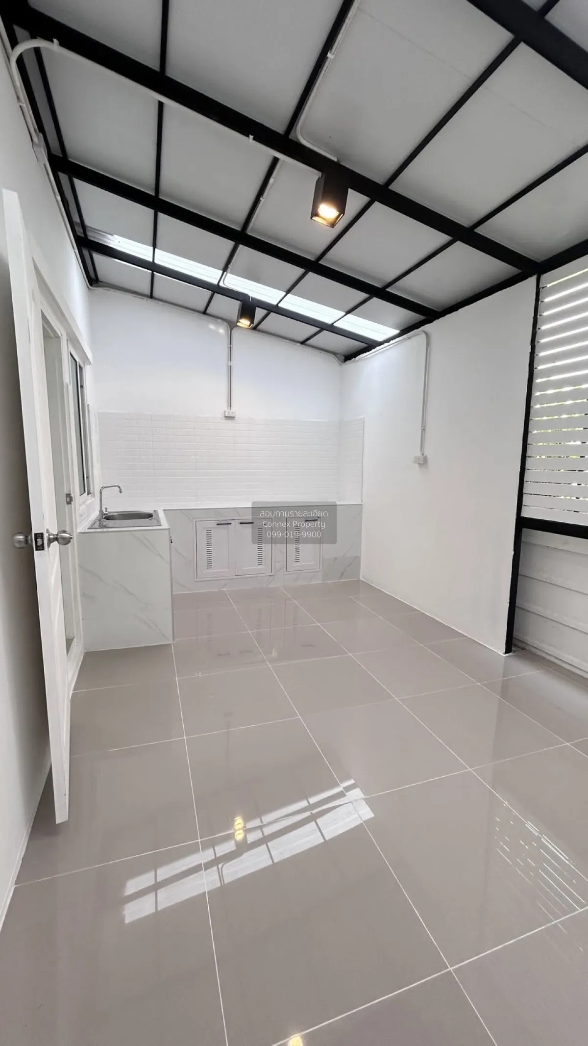 ขายทาวน์เฮ้าส์/ทาวน์โฮม  แกรนด์กิตติยา พุทธมณฑลสาย 4 - ศาลายา คลอ 4