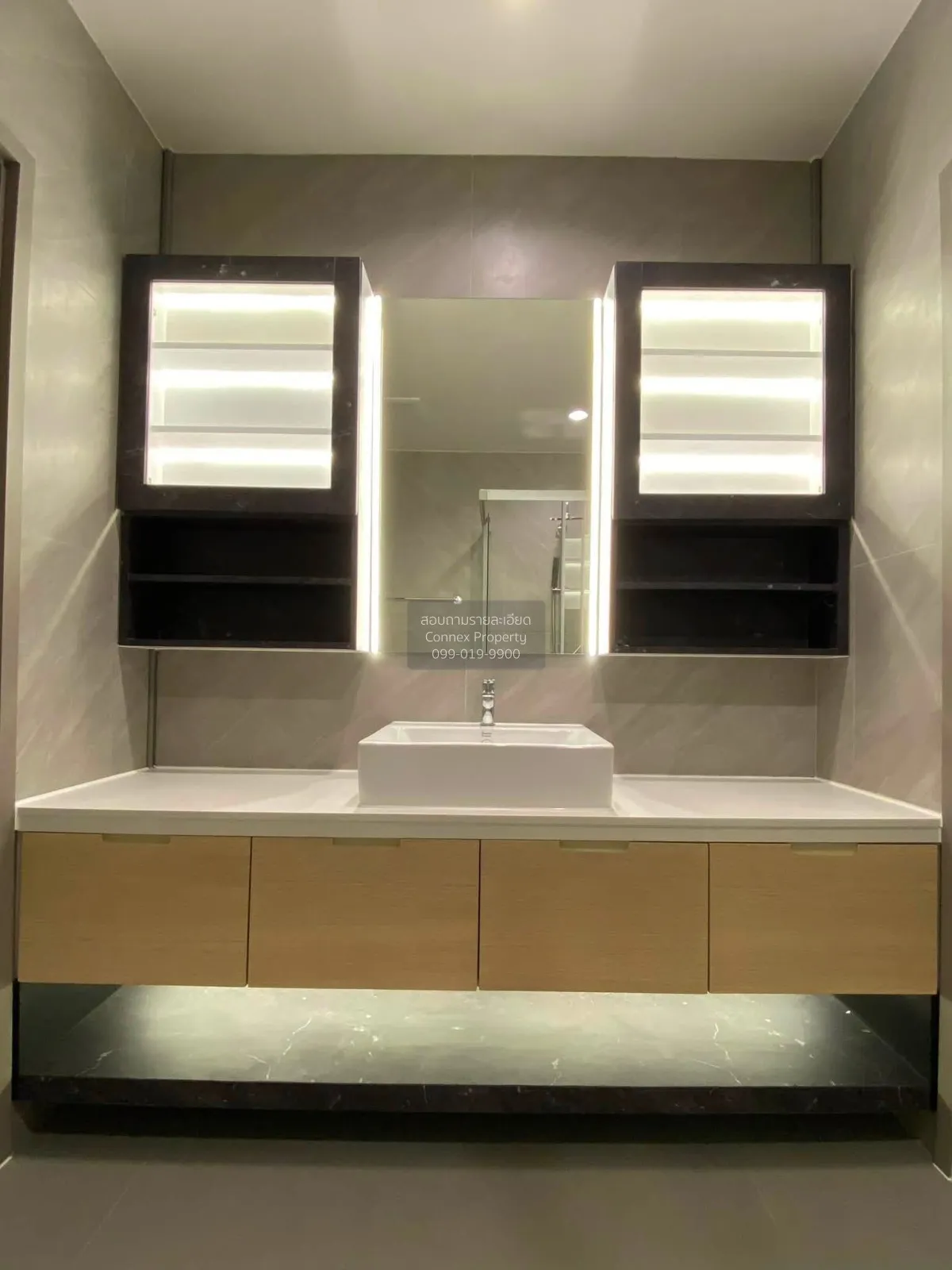 For Rent Condo , Ideo Sukhumvit - Rama4 , nice view , high floor 