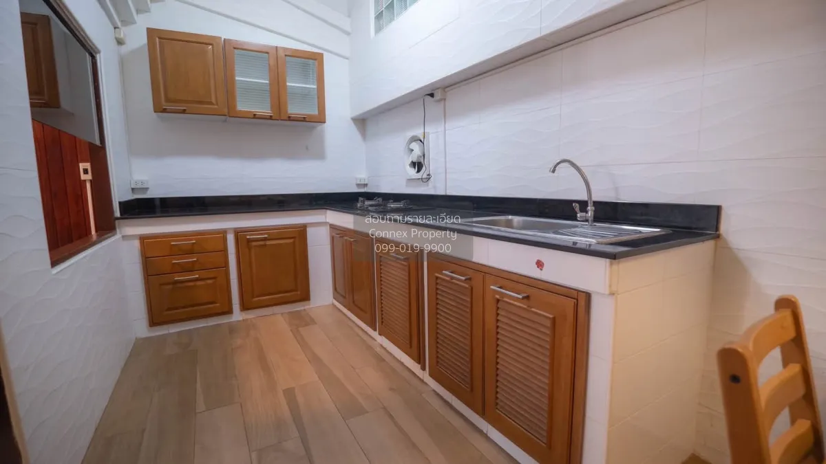 For Rent Townhouse/Townhome  , Ekkamai Villa , Khlong Tan Nuea , 