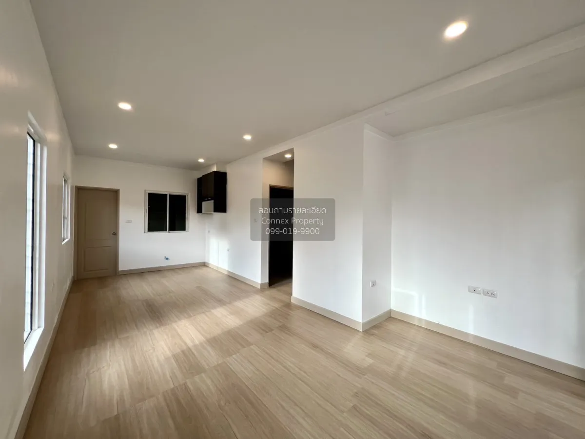 For Sale House , I Leaf Town 2 Monument Phuket , corner unit , Si