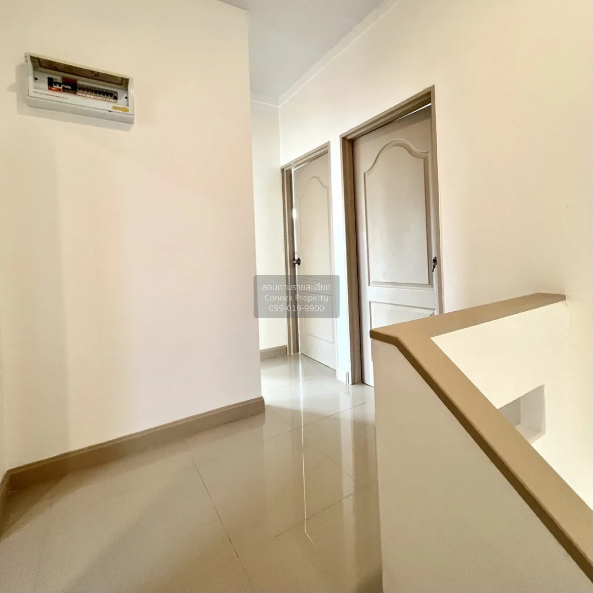 For Sale House , I Leaf Town 2 Monument Phuket , corner unit , Si