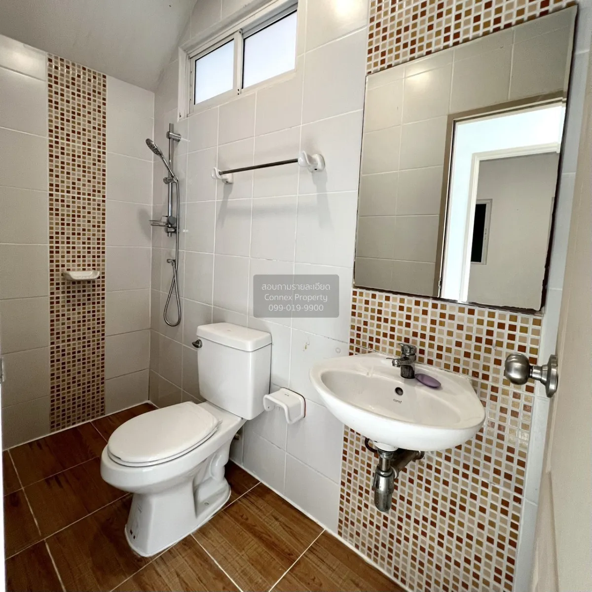 For Sale House , I Leaf Town 2 Monument Phuket , corner unit , Si