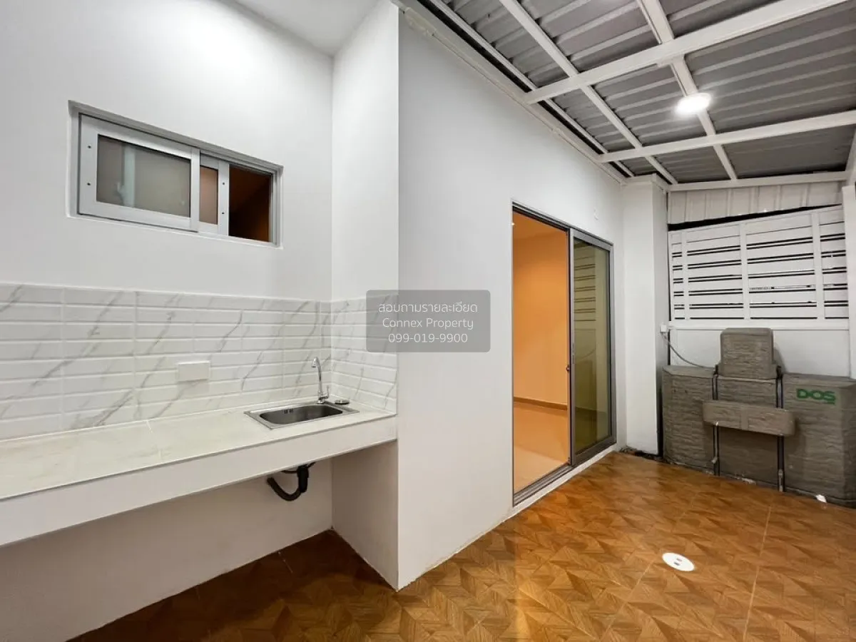 For Sale Townhouse/Townhome  , Nova Luxx Prachauthit 131 , Thung 