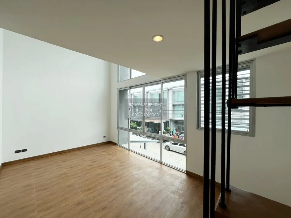 For Sale Townhouse/Townhome  , Nova Luxx Prachauthit 131 , Thung 