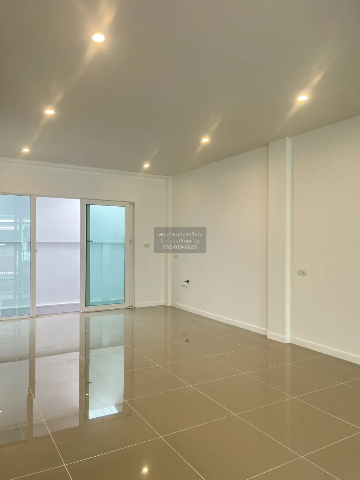 For Sale Townhouse/Townhome  , Supalai Bella Wongwaen Lumlukka Kl 2