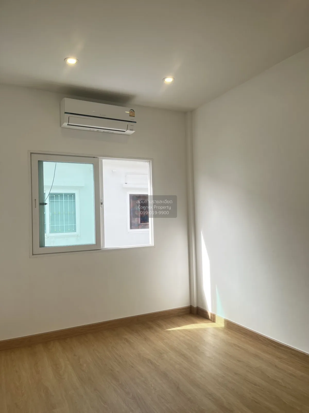 For Sale Townhouse/Townhome  , Supalai Bella Wongwaen Lumlukka Kl