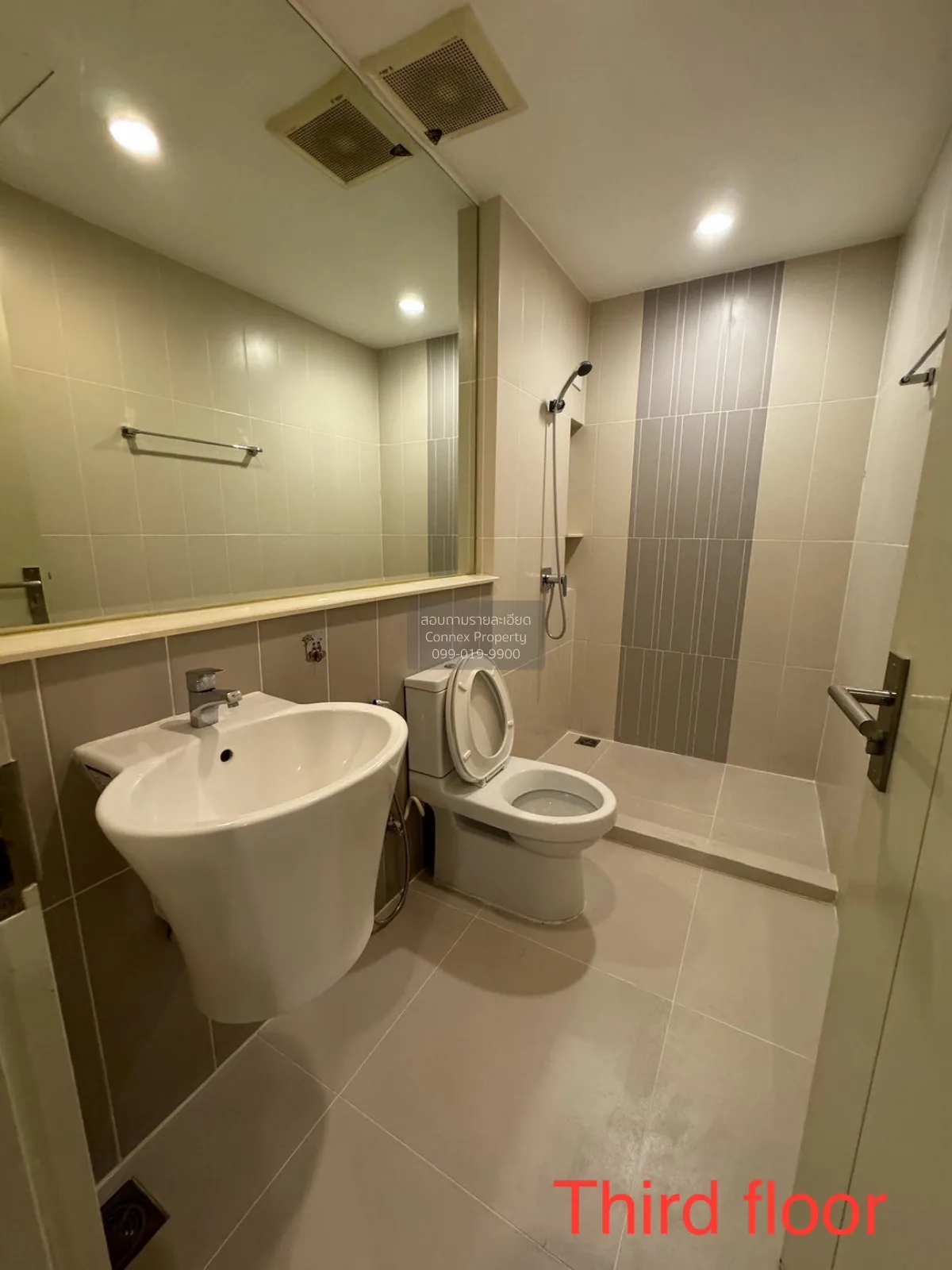 For Rent Townhouse/Townhome  , BAAN KLANG MUANG RAMA9-RAMKHMAHAEN