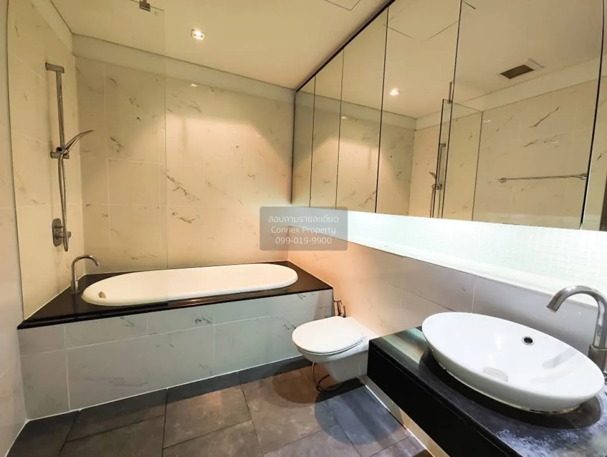 For Rent Condo , The Lakes , nice view , high floor , corner unit