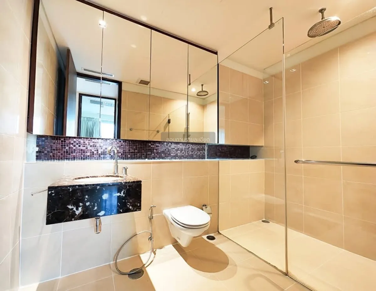 For Rent Condo , The Lakes , nice view , high floor , corner unit