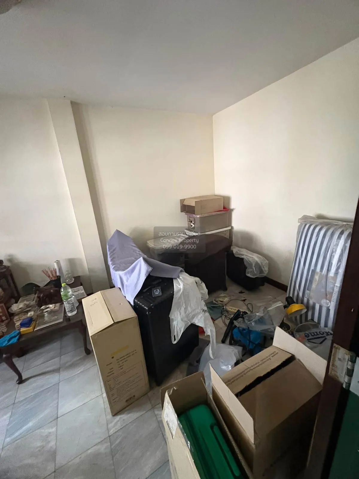 For Sale 4-Storey Townhome, Soi Thetsaban Songkhrao 2 Yaek 4 , La