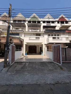 For Sale 4-Storey Townhome, Soi Thetsaban Songkhrao 2 Yaek 4 , Lat Yao , Chatuchak , Bangkok , CX-174835