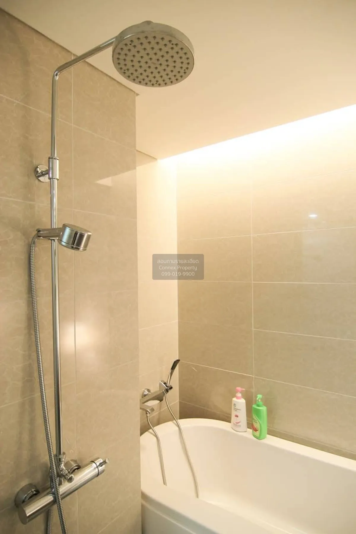 For Sale Condo , Siamese ThirtyNine , high floor , BTS-Phrom Phon