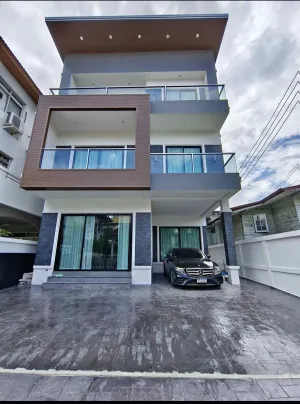 For Sale 3 - storey house, 50 square wa Sukhumvit 65 Sukhumvit Phra Khanong Nuea Bangkok. , Phra Khanong Nuea , Watthana , Bangkok , CX-174982
