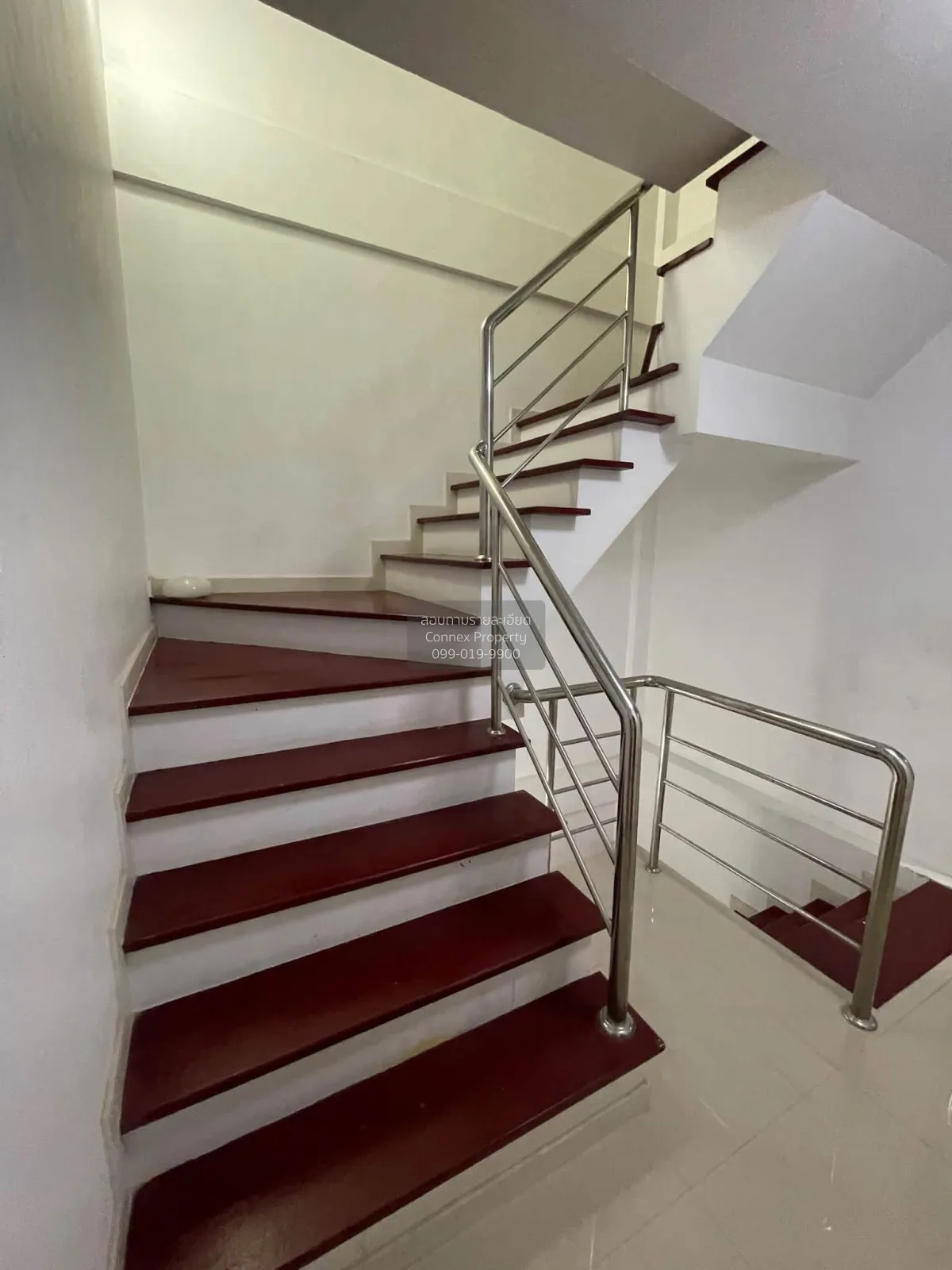 ขายทาวน์เฮ้าส์/ทาวน์โฮม  จามจุรี พาร์ค รามอินทรา ห้องมุม MRT-มัยล