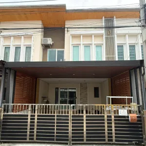 For Rent Townhouse/Townhome  , Golden Town Watcharapol-Sukhapiban 5 , O Ngoen , Sai Mai , Bangkok , CX-175149
