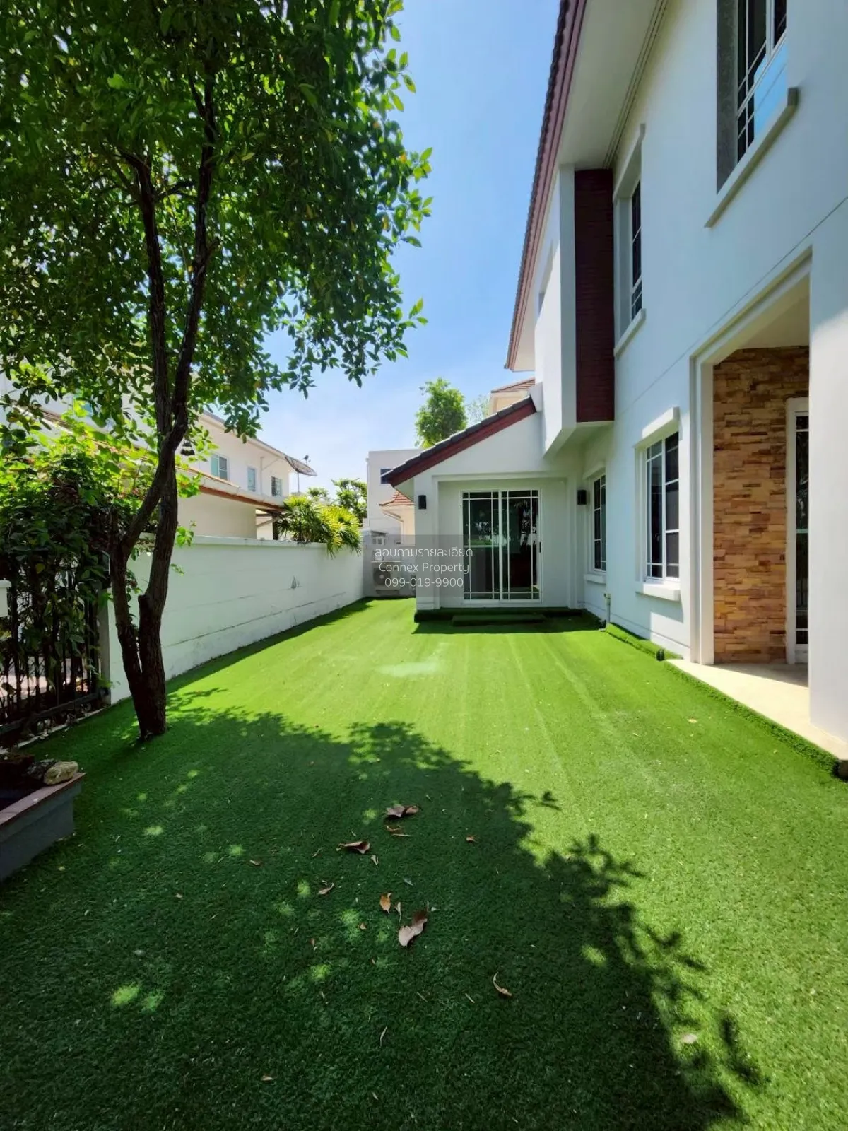 ขายบ้าน  นันทวัน อุทยาน - อักษะ ศาลาธรรมสพน์ เขต ทวีวัฒนา กรุงเทพ