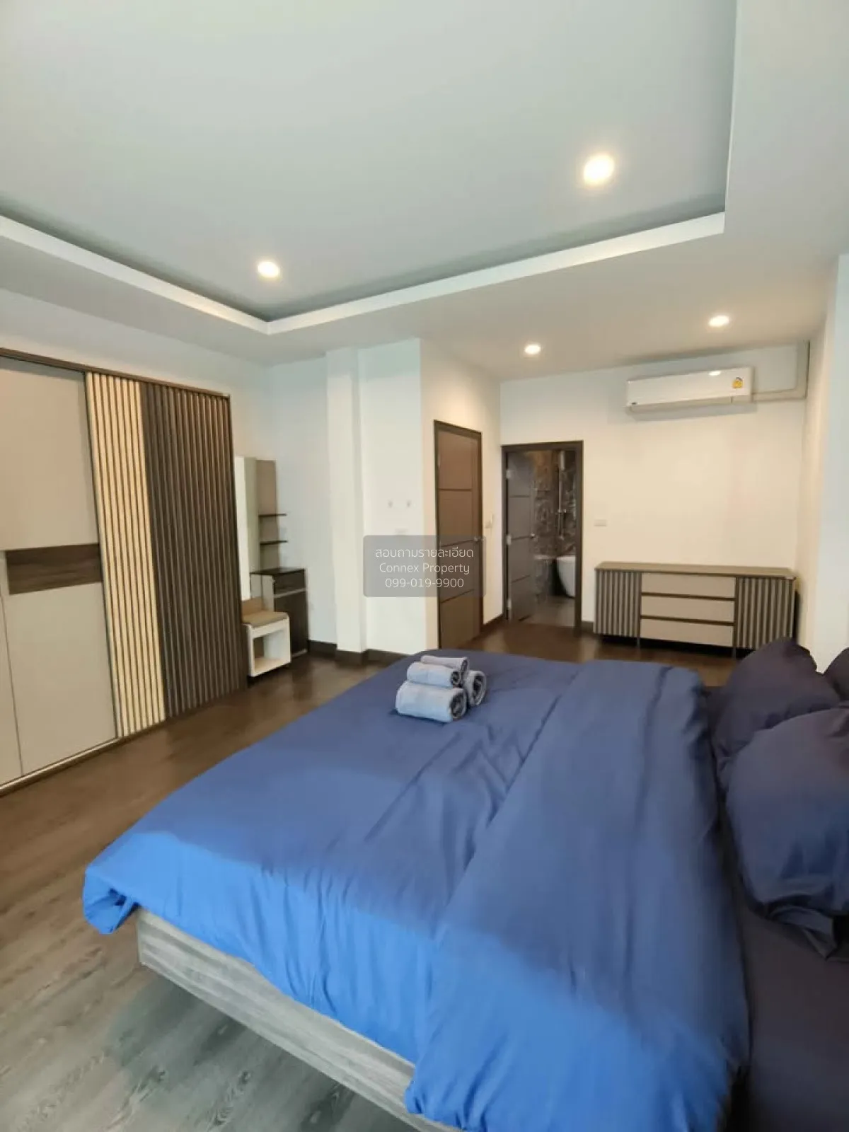 For Rent 3-story detached house on Sukhumvit 65, Ekkamai, about 6