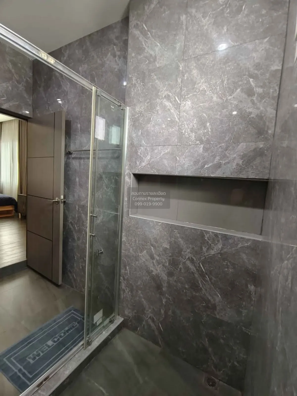 For Rent 3-story detached house on Sukhumvit 65, Ekkamai, about 6