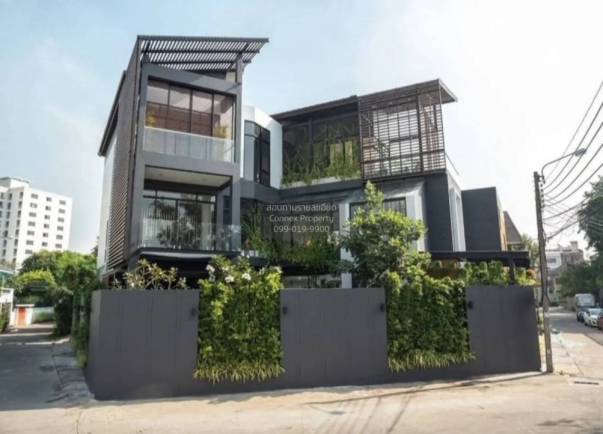 For Sale Brandnew 3-Storey Single House with Swimming Pool , Khlo 1