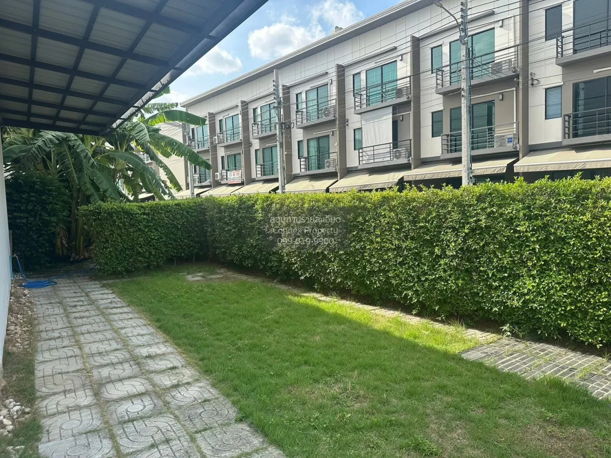 For Sale Townhouse/Townhome  , Baan Klang Muang Srinakarin-Onnut 