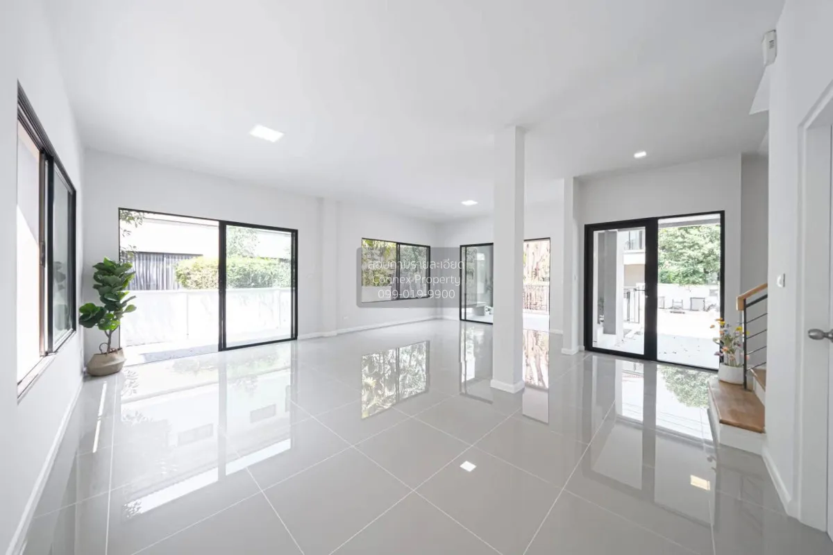 ขายบ้าน  เดอะ เซนโทร วัชรพล หน้ากว้าง รีโนเวทใหม่ ออเงิน เขต สายไ