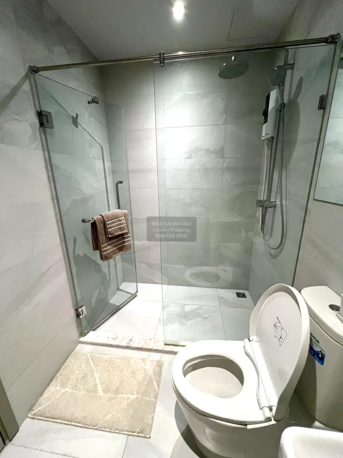 FOR RENT condo , RHYTHM Ekkamai , BTS-Ekkamai , Khlong Tan Nuea ,