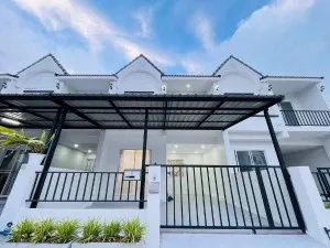 For Sale Townhouse/Townhome  , Ratanakorn Village 25 , Nong Prue , Bang Lamung , Chon Buri , CX-175384