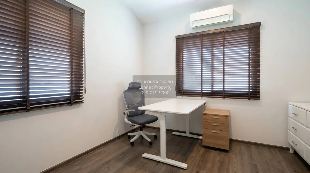 For Sale House , Mantana Onnut - Wongwaen 5 , wide frontage , Dok