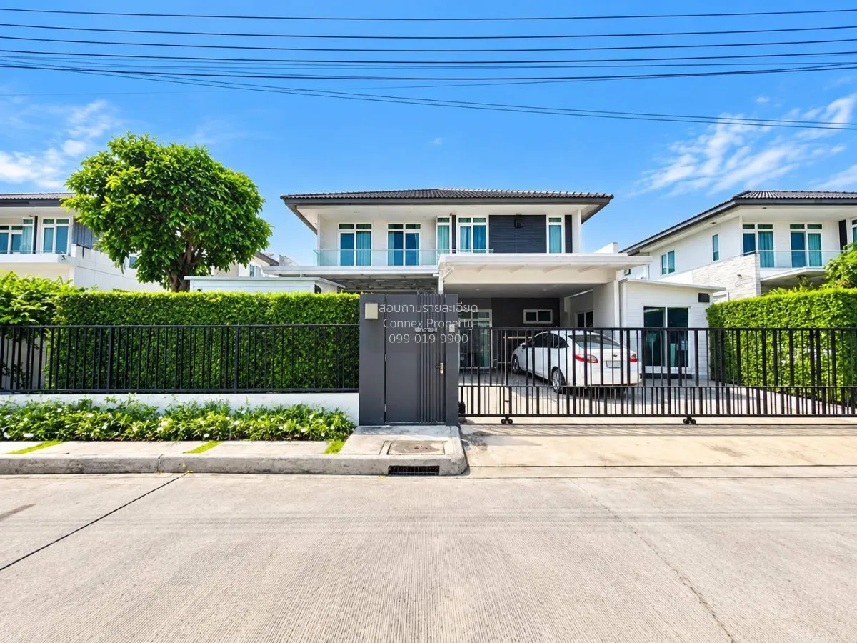 For Sale House , Mantana Onnut - Wongwaen 5 , wide frontage , Dok