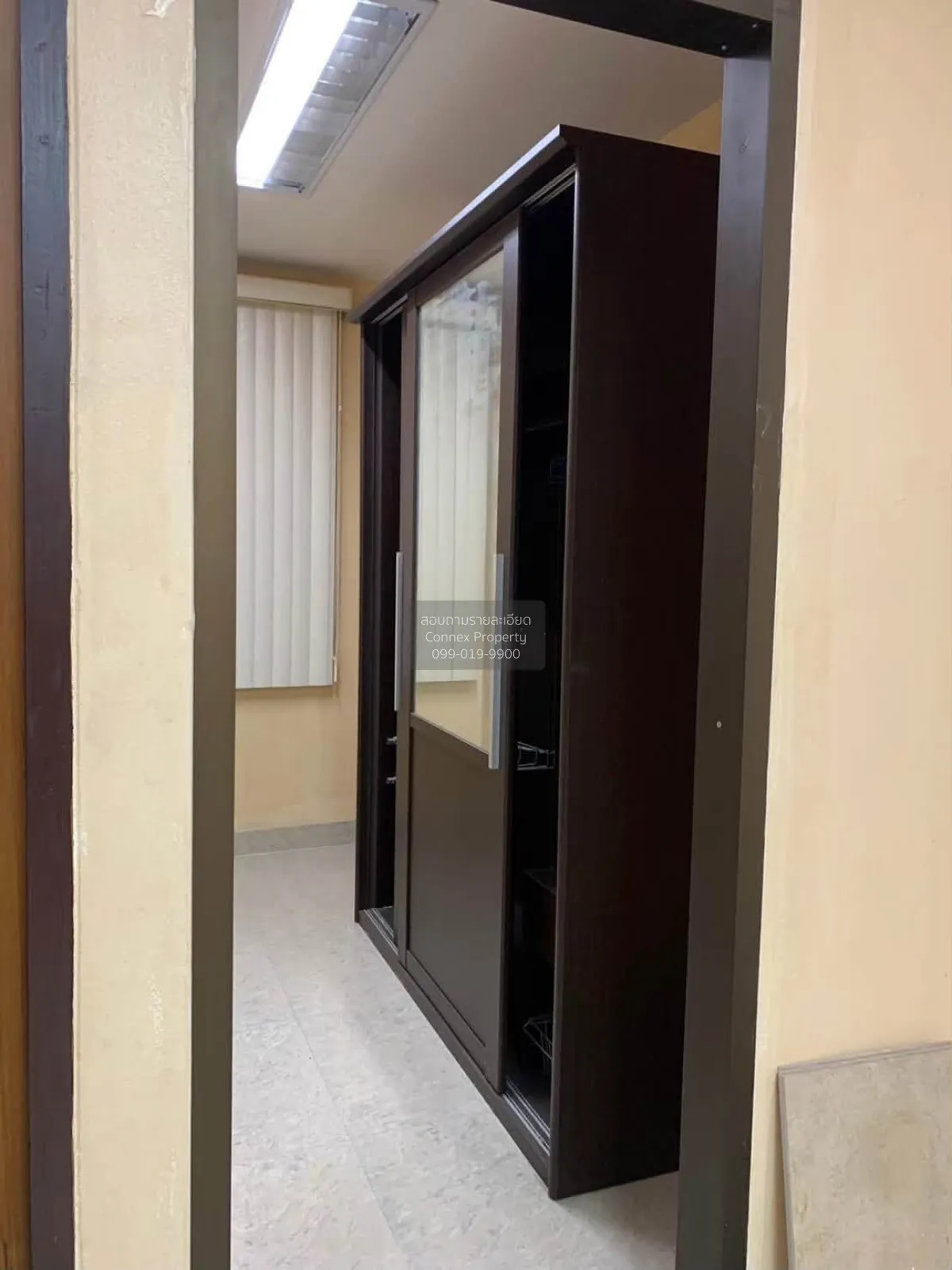 ขายอาคารพาณิชย์ 3.5 ชั้น ใกล้ตลาดพลู ตลาดพลู เขต ธนบุรี กรุงเทพ C