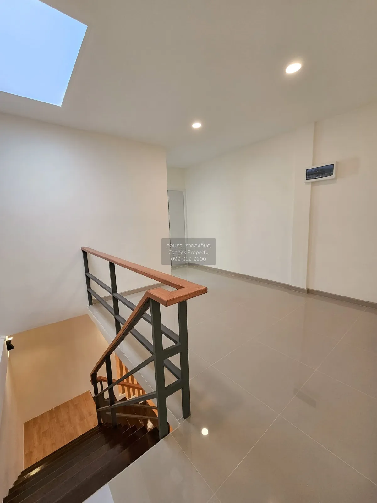 For Sale Townhouse/Townhome  , Yoocharoen Vibhavadi , newly renov 4