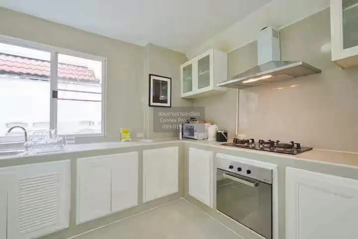 For Rent HOUSE SUKHUMVIT31 near Emporium , Terminal21Asok , BTS P