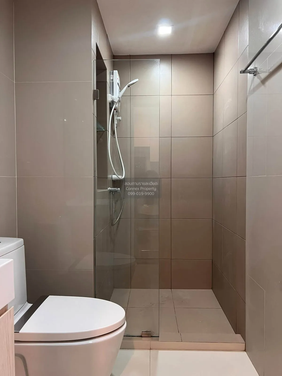 For Rent Condo , Rich Park Triple Station , ARL-Hua Mak , Suan Lu