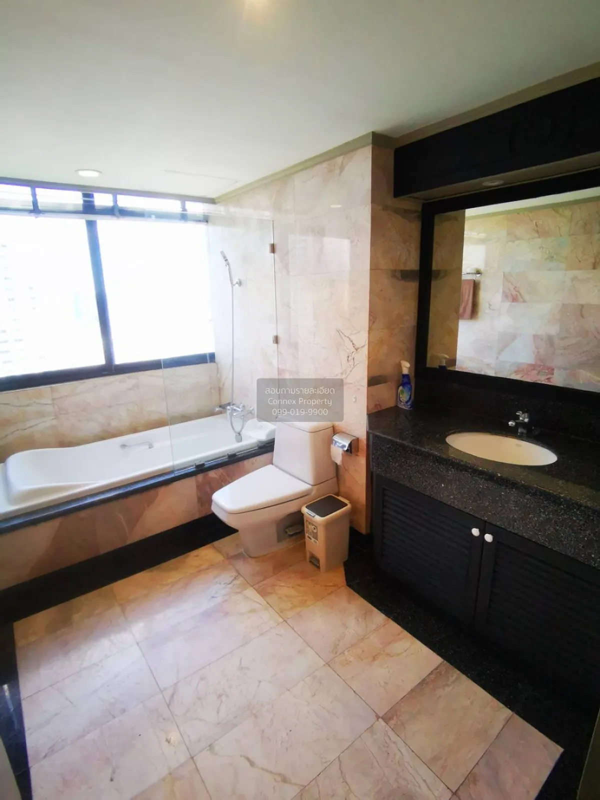 For Sale Condo , Lake Avenue , BTS-Asok , Watthana , Khlong Toei 