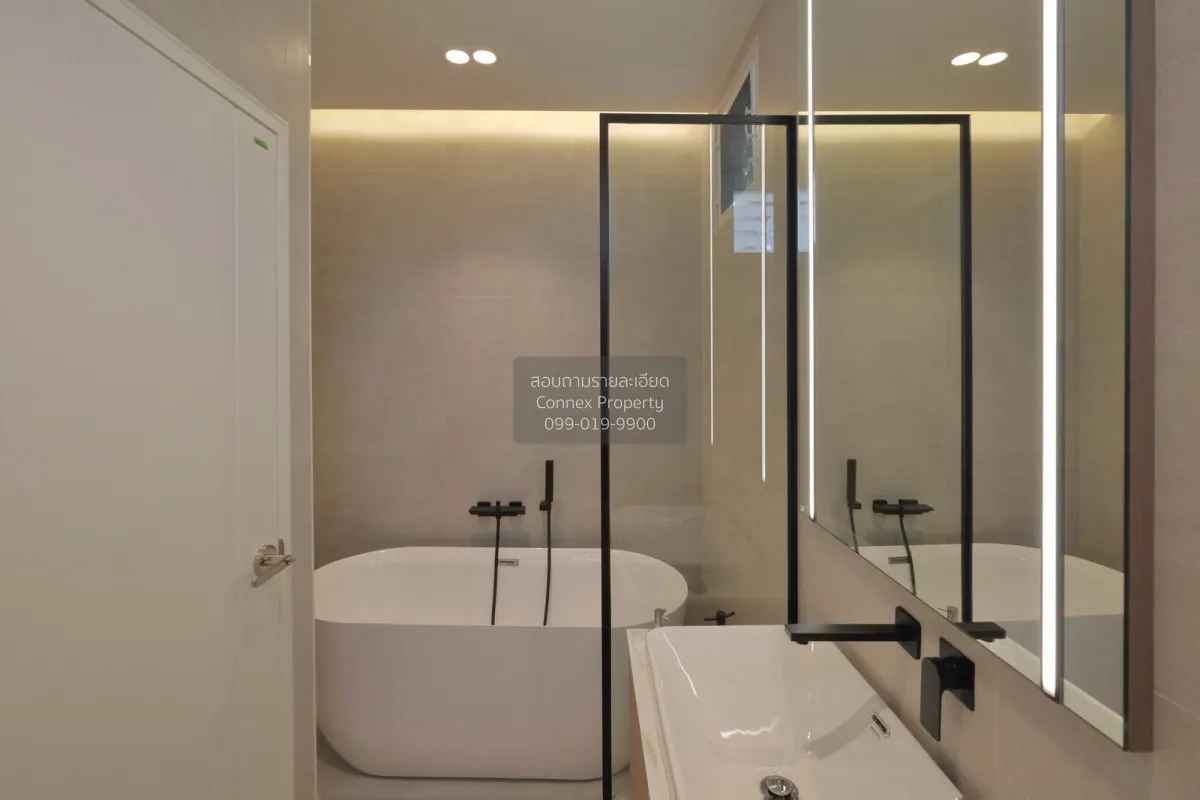 For Rent House , Villaggio 3 Srinakarin - Bangna , Bang Kaeo , Ba