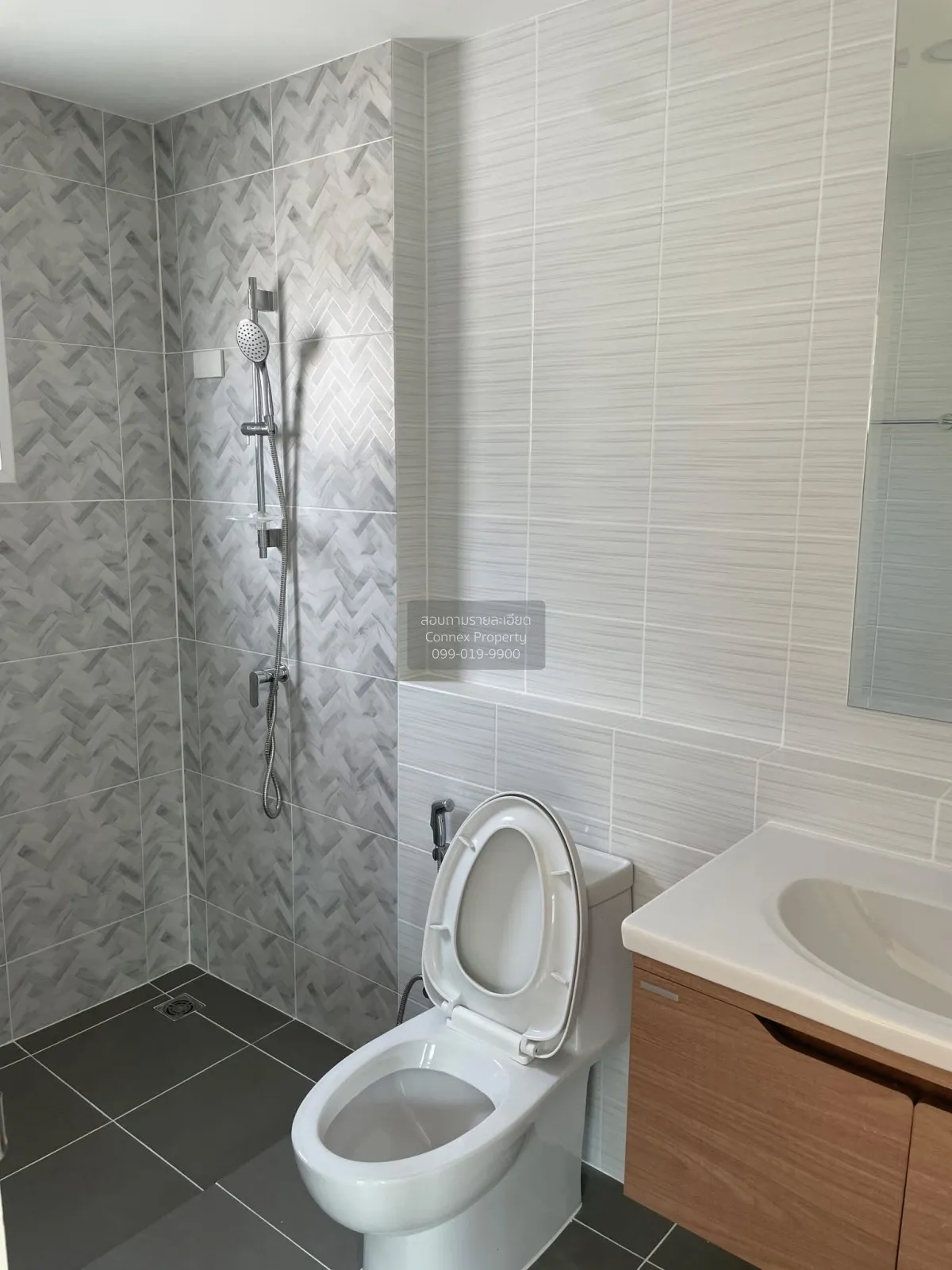 For Sale House , CENTRO Rama 9 - Krungthep Kreetha , Khlong Song 