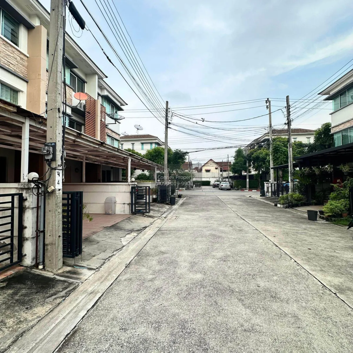 ขายทาวน์เฮ้าส์/ทาวน์โฮม  ทาวน์พลัส เกษตร - นวมินทร์ คลองกุ่ม เขต 