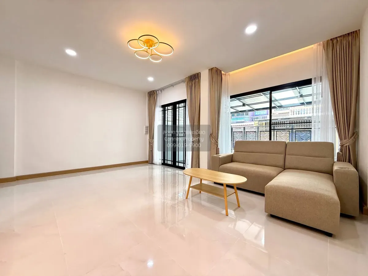For Sale Townhouse/Townhome  , Montienthong Villa Phetkasem 88/1 