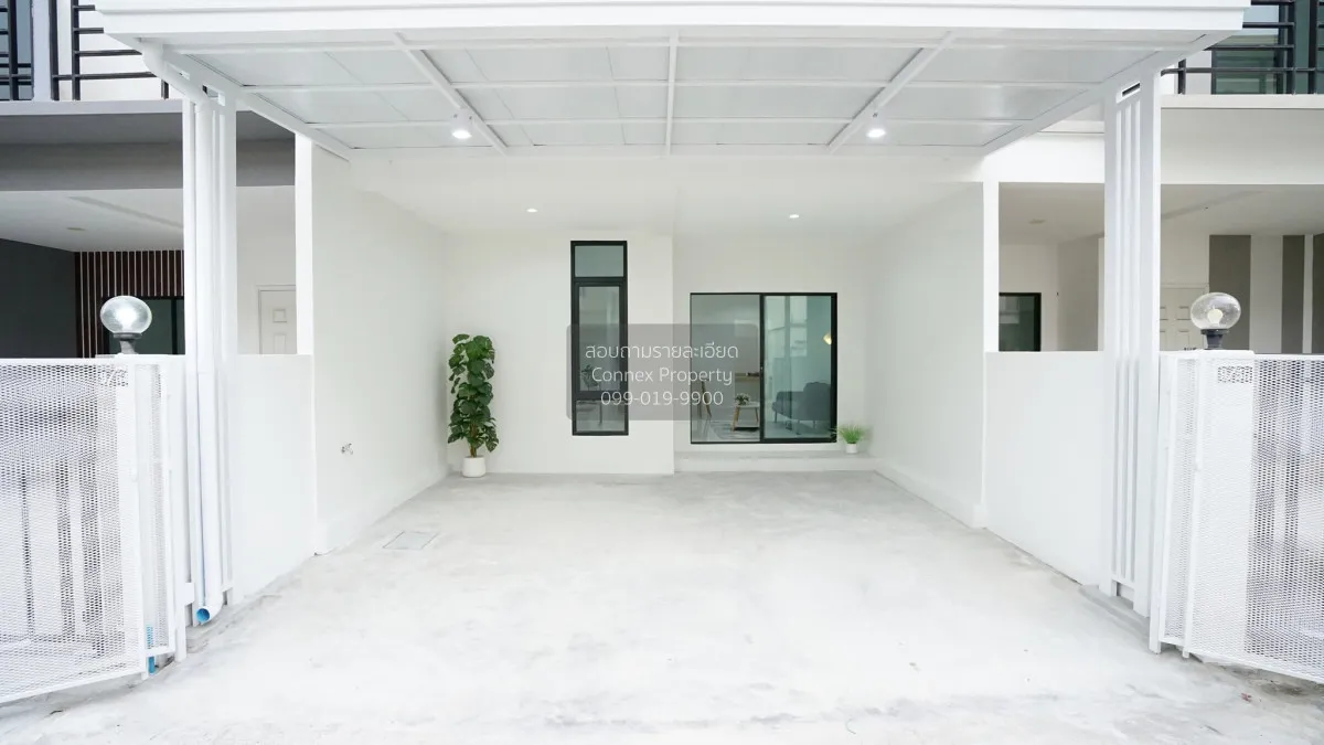For Sale Townhouse/Townhome  , @Nice Vatcharapol-Theprak , newly  2