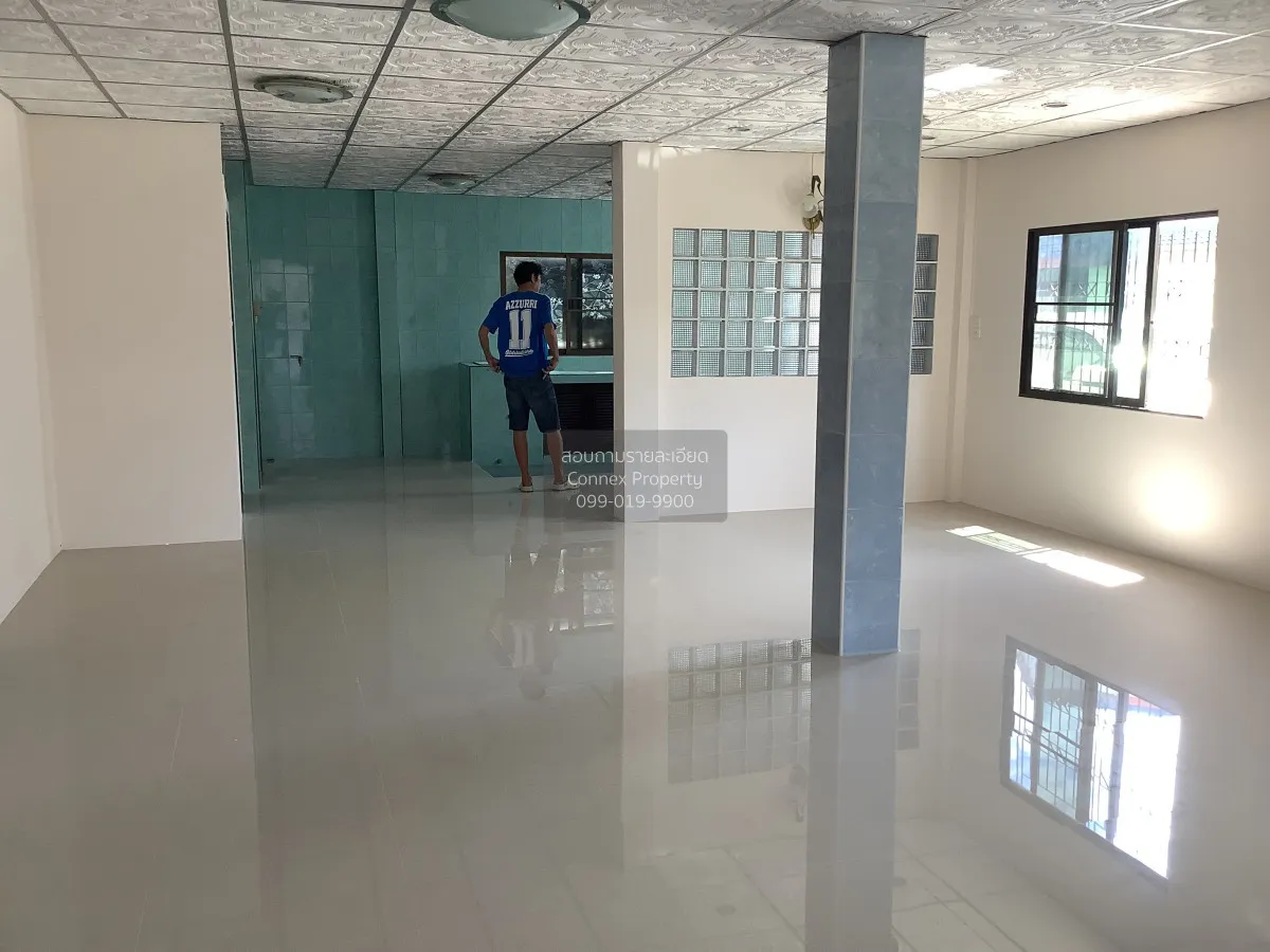 For Sale Townhouse/Townhome  , Baan Bua Thong 2 , corner unit , n