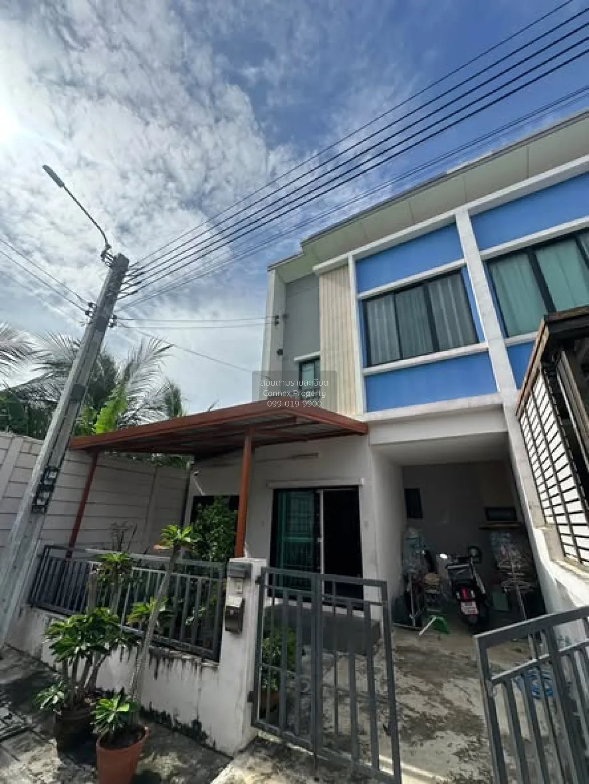 For Rent House , Reseo Home Wongwaen - Ramintra , corner unit , T 1