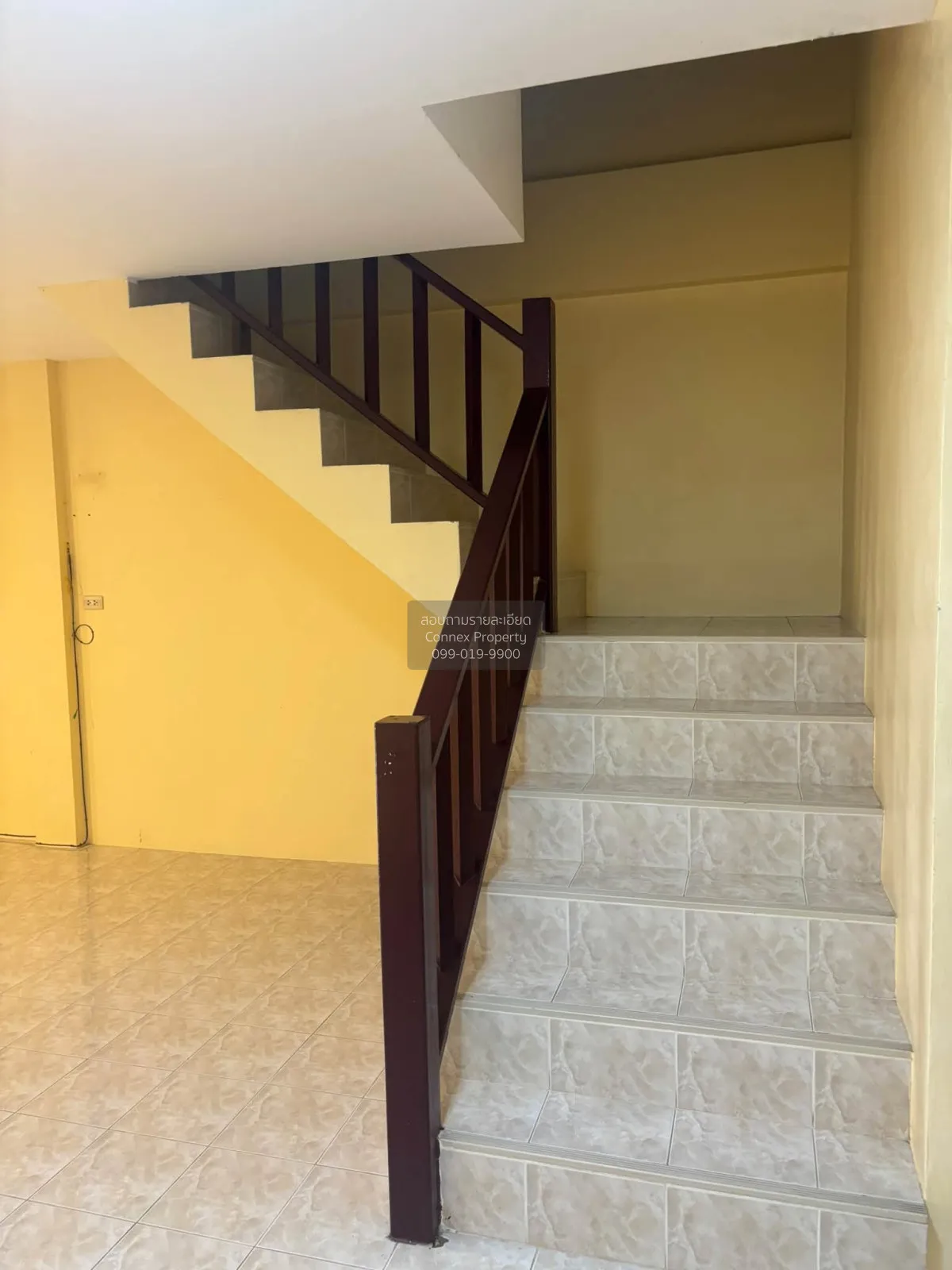 For Sale Townhouse/Townhome  , Wisatesuknakorn Phase 4 , Phanthai