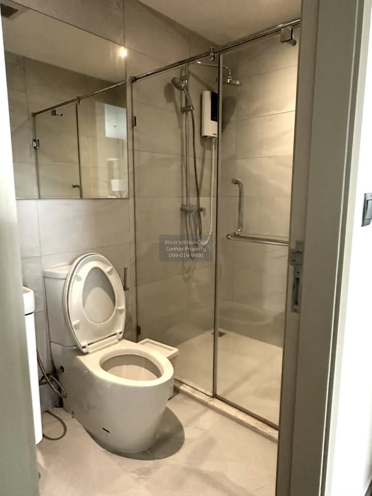 FOR RENT condo , RHYTHM Ekkamai , BTS-Ekkamai , Khlong Tan Nuea ,