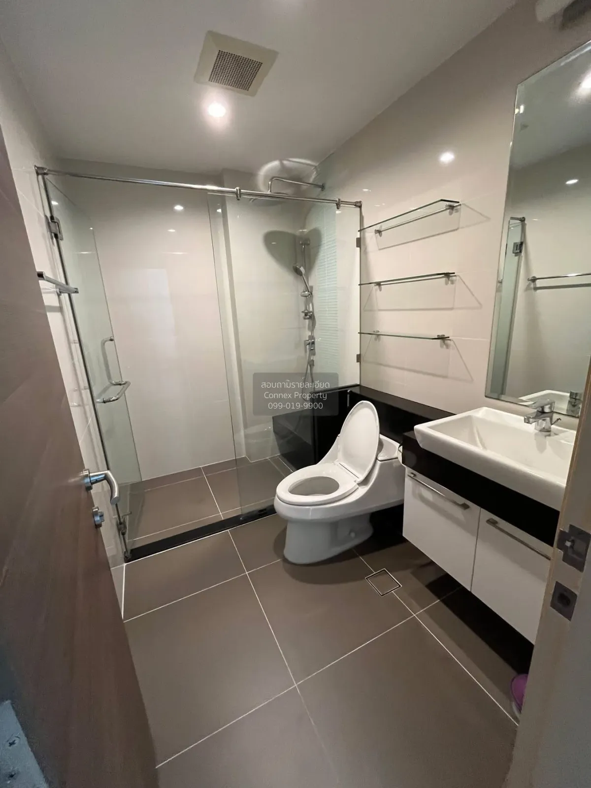 For Rent Condo , Supalai Prima Riva , nice view , corner unit , r