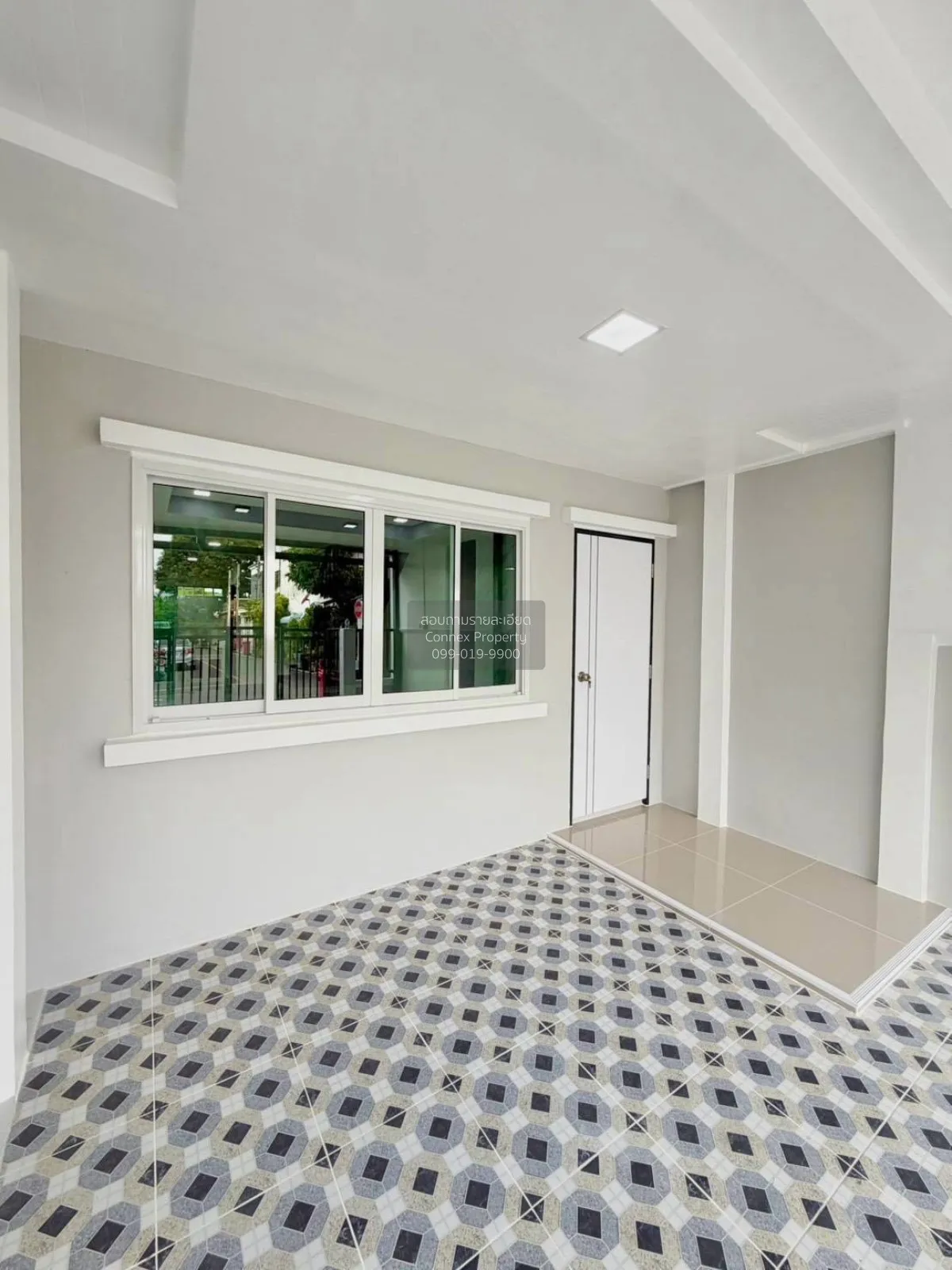 For Sale Townhouse/Townhome  , Kamollak Westgate - Bang Yai , new 4