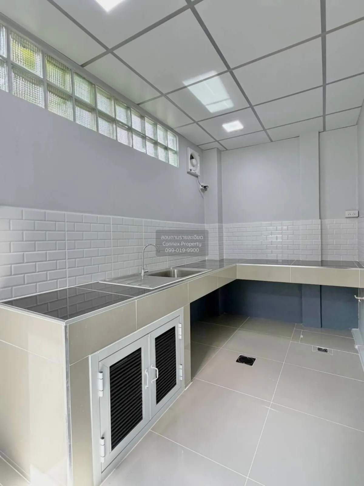 For Sale Townhouse/Townhome  , Kamollak Westgate - Bang Yai , new