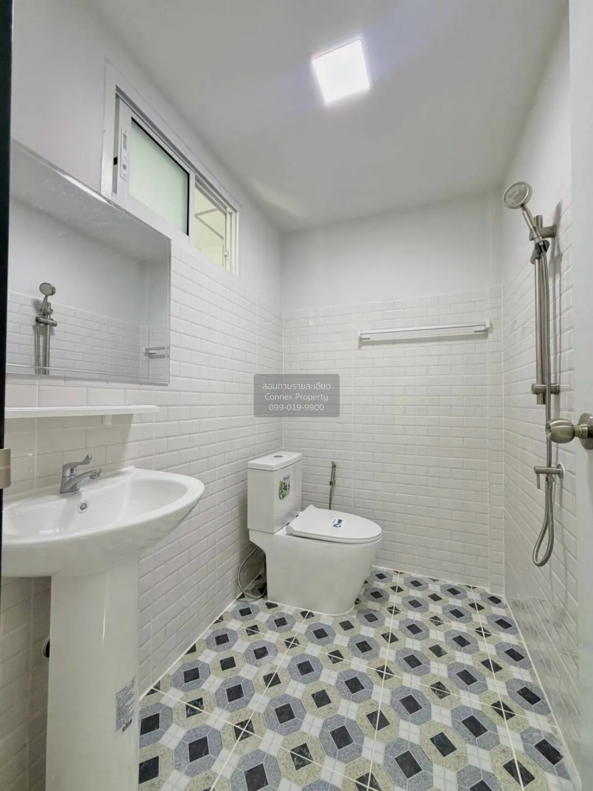 For Sale Townhouse/Townhome  , Kamollak Westgate - Bang Yai , new