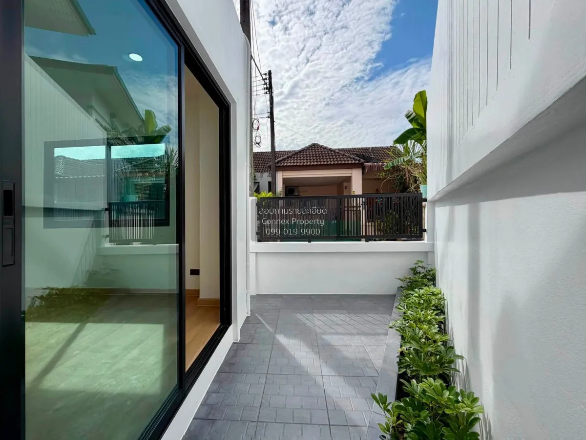 For Sale Townhouse/Townhome  , Sri Suchart Grand View 3 , newly r