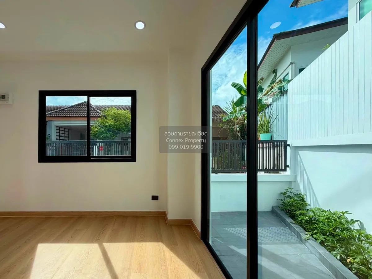 For Sale Townhouse/Townhome  , Sri Suchart Grand View 3 , newly r